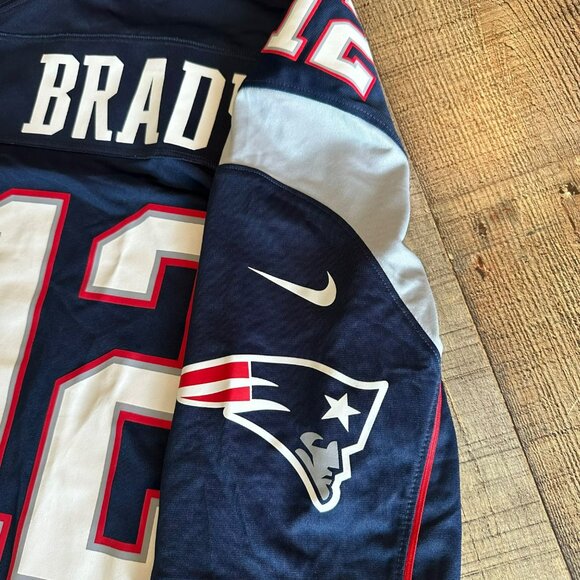 Nike NFL Patriots Tom Brady #12 On Field Jersey Small Navy Mens Football Shirt - Picture 12 of 14